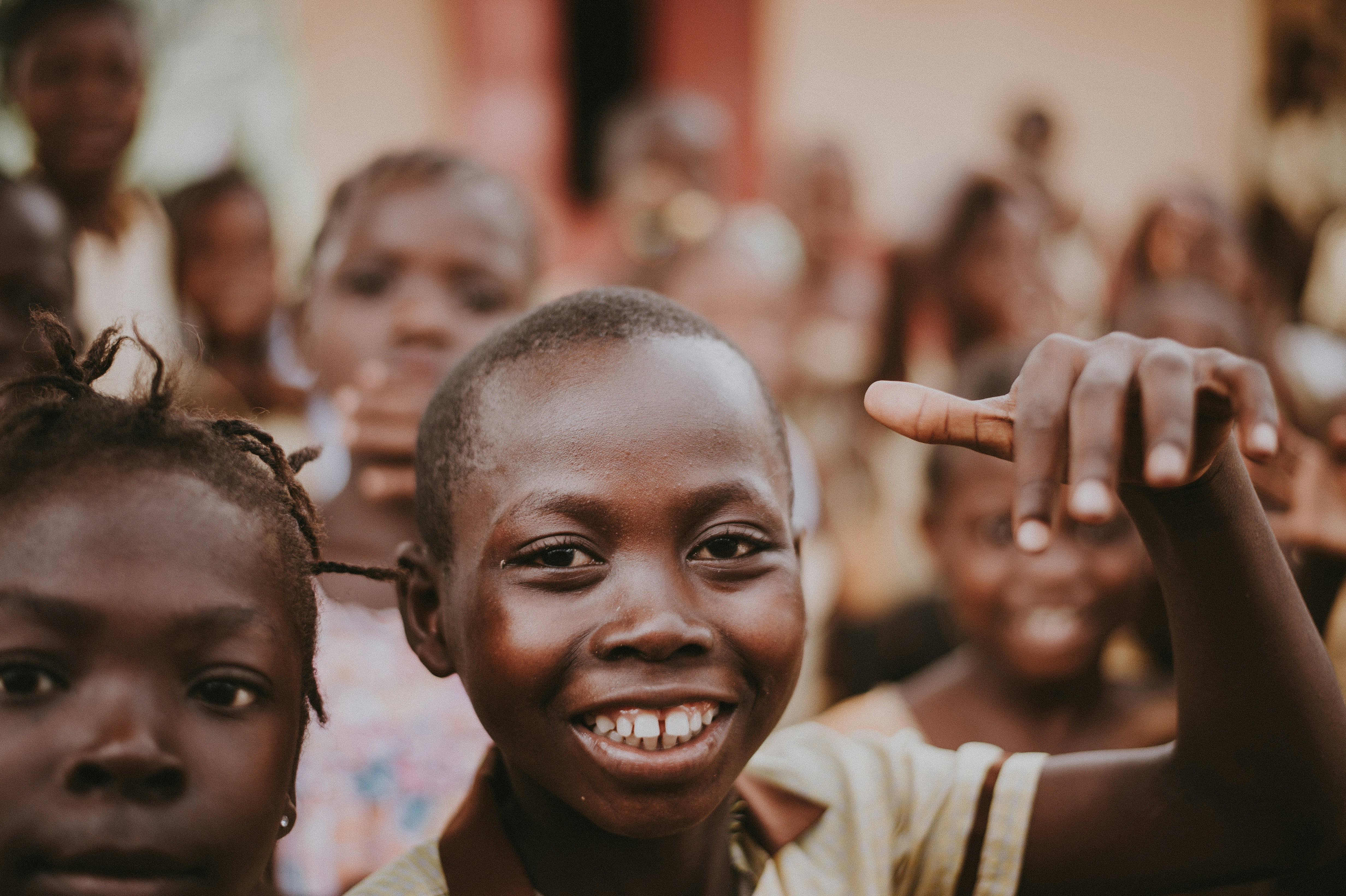 Smiling African children gathered together